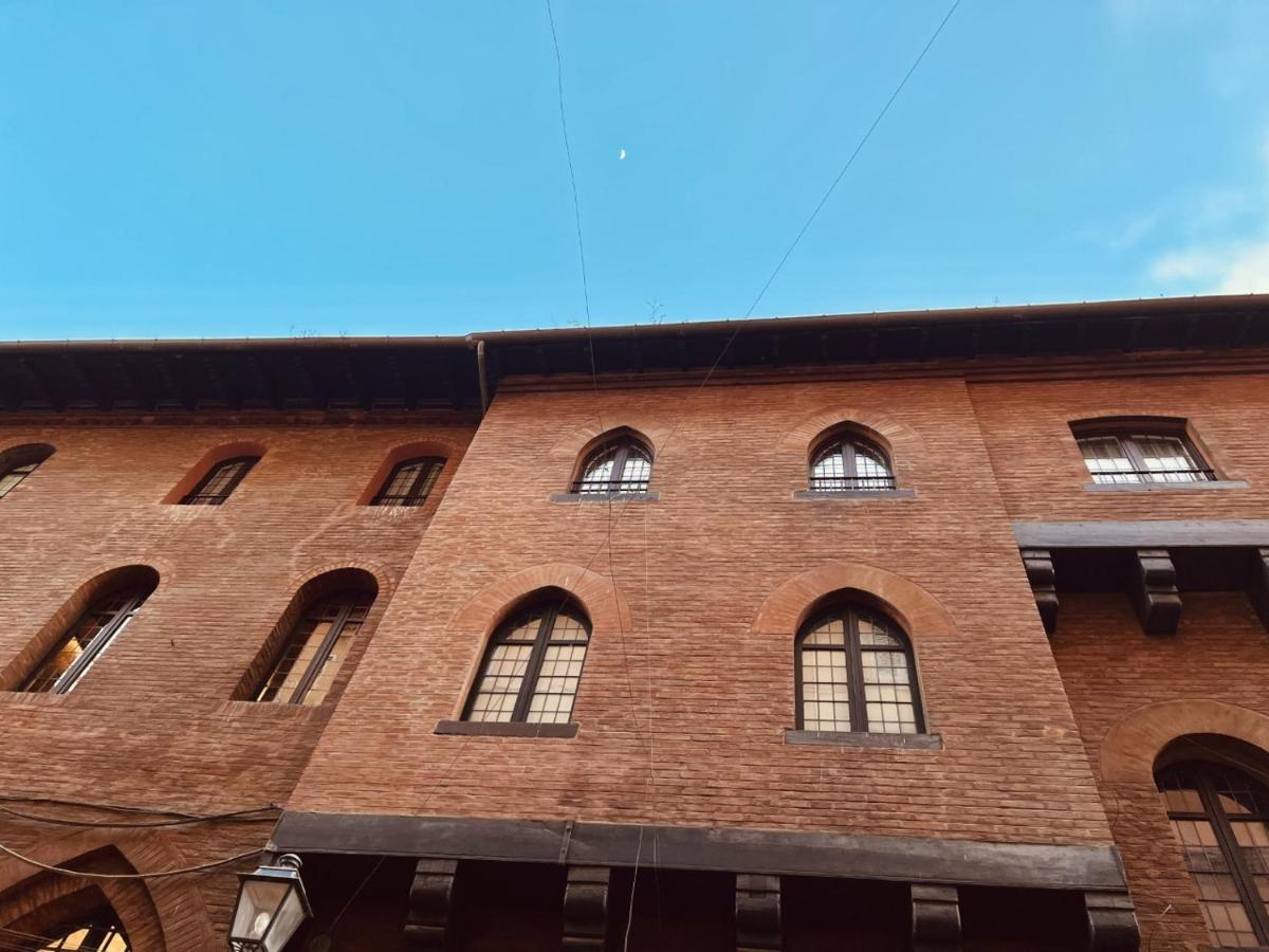 Lovely 1 Bedroom Apartment Nearby Piazza Maggiore ボローニャ エクステリア 写真